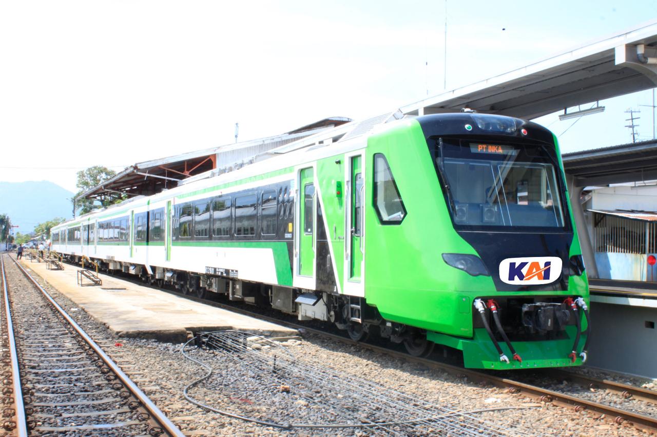 Kereta Api Jadi Gerbang Wisata dan Edukasi di Sumatera Barat